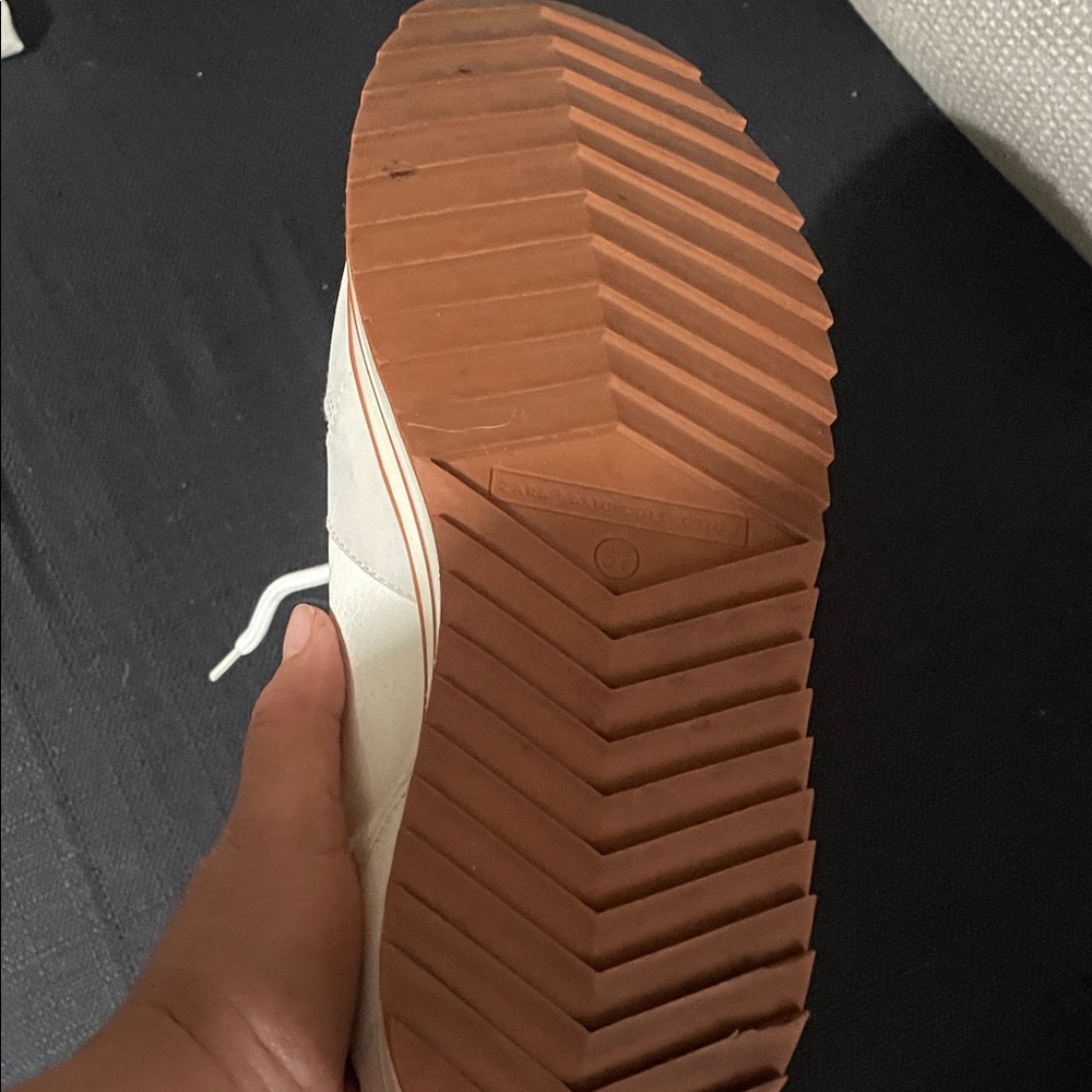 Zara Basic Cream Sneakers View 4